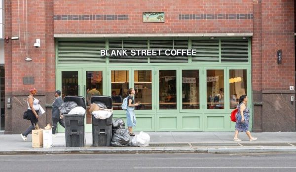 Weekly Coffee News: Banking on Matcha + All 16 CoE Winners in Pods