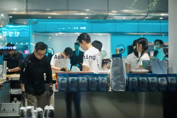 Weekly Coffee News: AI Company Opens Cafe + NY Roaster Launches Private Label